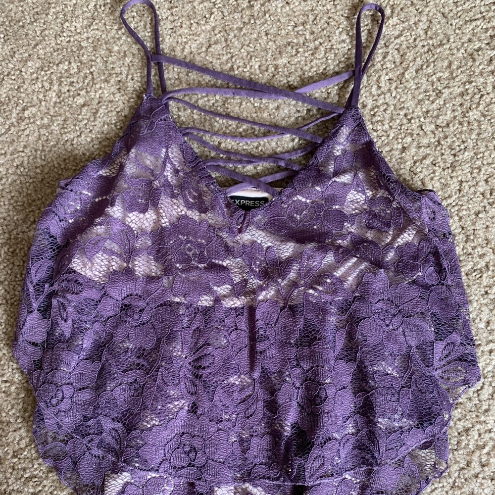 Super cute Express top!